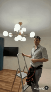 Роблю заміну, збірку, навіску, встановлення і підключення люстр освітлення Роблю заміну, збірку, навіску, встановлення і підключення люстр освітлення