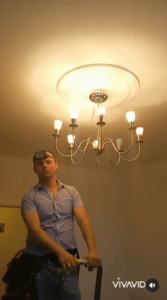 Електрик Київ - роблю приклеювання, встановлення таблетки з ліпнини під люстру, встановлення люстри Електрик Київ - роблю приклеювання, встановлення таблетки з ліпнини під люстру, встановлення люстри