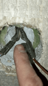 Електрик Київ - роблю пошук, ремонт згорілих з'єднань, контактів, опресування гільзами Електрик Київ - роблю пошук, ремонт згорілих з'єднань, контактів, опресування гільзами