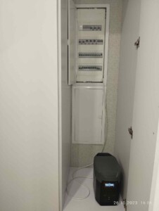 Перероблюю щит для підключення живлення квартири від автономної станції Перероблюю щит для підключення живлення квартири від автономної станції