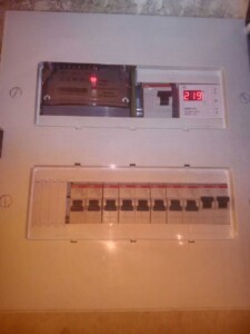 Электрик Киев - делаю установку автоматов, дифавтоматов, реле контроля напряжения, сборку щитка Электрик Киев - делаю установку автоматов, дифавтоматов, реле контроля напряжения, сборку щитка